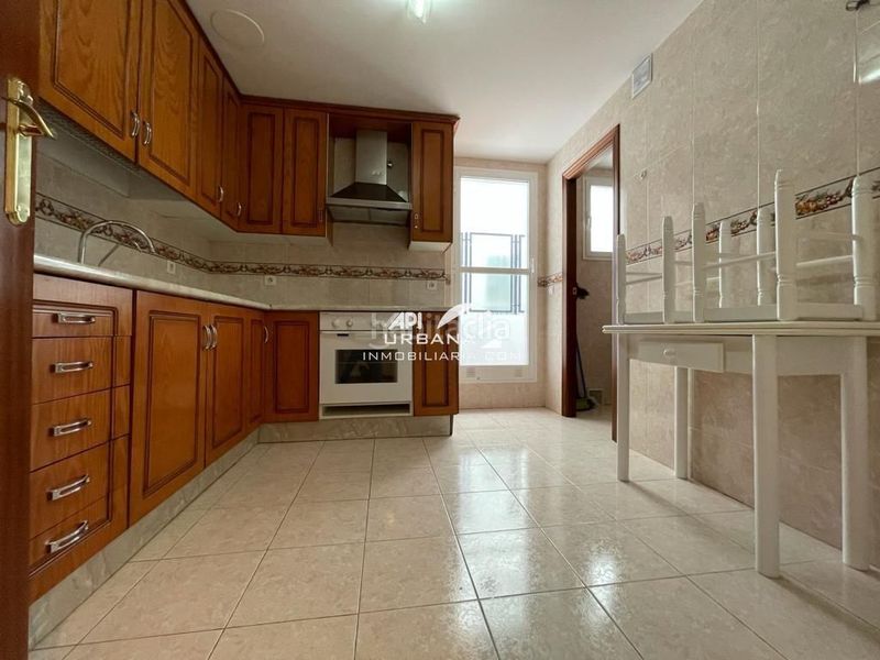 Foto f9d454ed-4afe-4df7-ae8c-0493d4a901cc. Pis a Centro Lucena