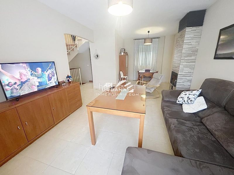 Foto b3c0b540-6d94-48a1-8bda-24d377205519. Casa a El Valle Lucena