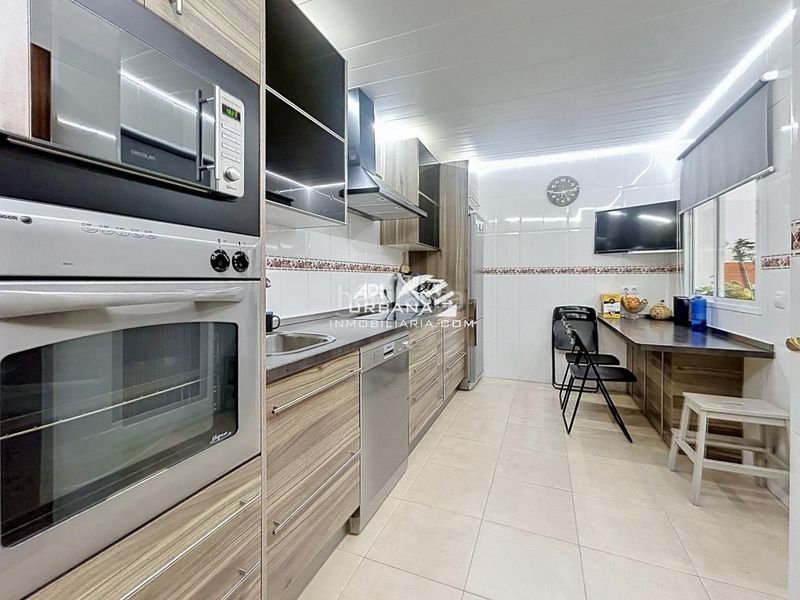 Foto f5fbbf27-b29d-4937-a575-f42159b287e4. Casa a El Valle Lucena