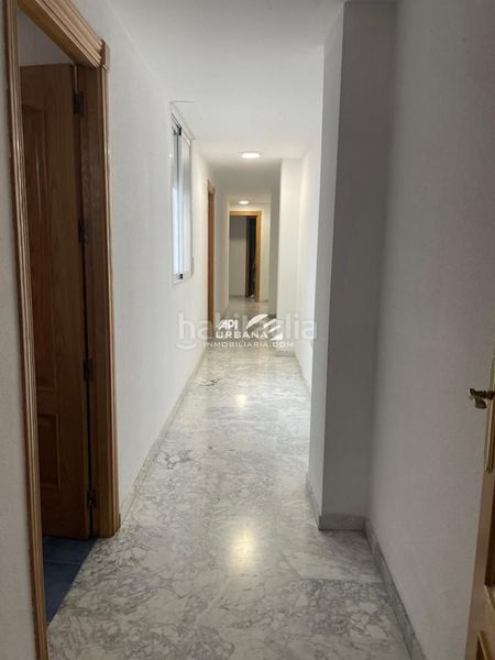 Foto 651103e6-2ea5-4b31-90f5-9bf75c8f3f81. Piso en Centro Lucena
