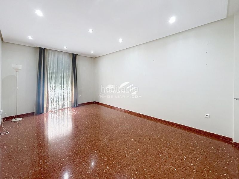 Foto b7c637ba-80cf-4fce-9899-5a4b3f7bd9aa. Planta baixa amb aparcament a Las Tinajerías - Juderías Lucena