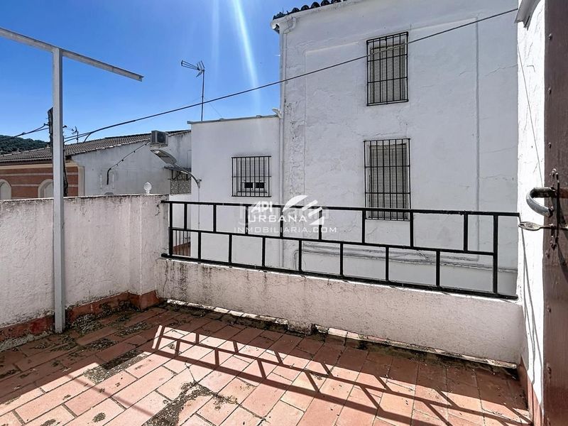 Foto 80c40177-fde8-401e-8974-7b0c49996e30. Casa a Rute