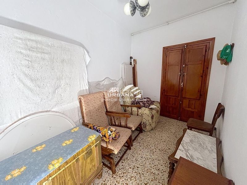 Foto a6f9555e-7ea4-41cc-a0b7-15b9979941a6. Casa a Rute