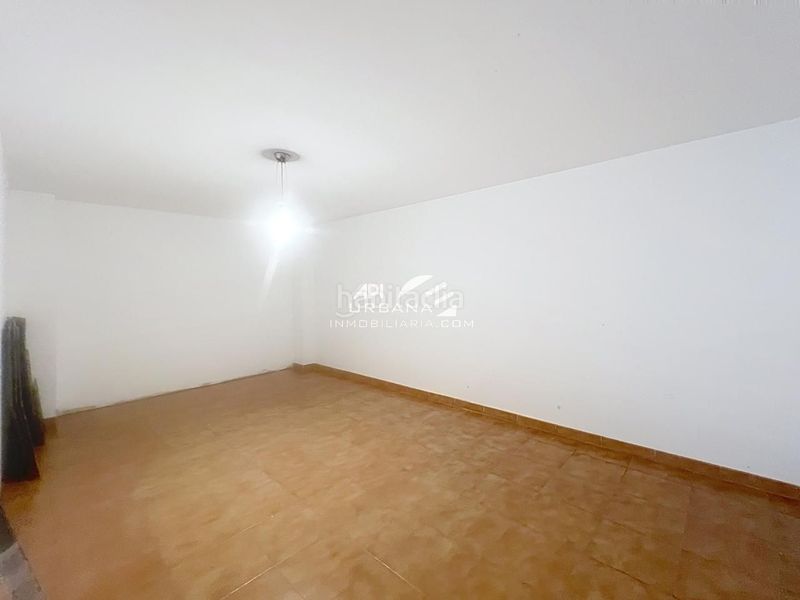 Foto 6629f7b2-9ffc-4641-a951-d7d85403f601. Casa amb piscina a jardín Lucena Lucena