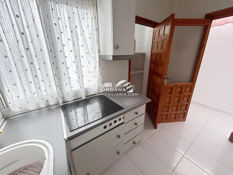 Foto a07b2412-04b3-42b8-a3b3-fe02525f5a56. Pis a Centro Lucena
