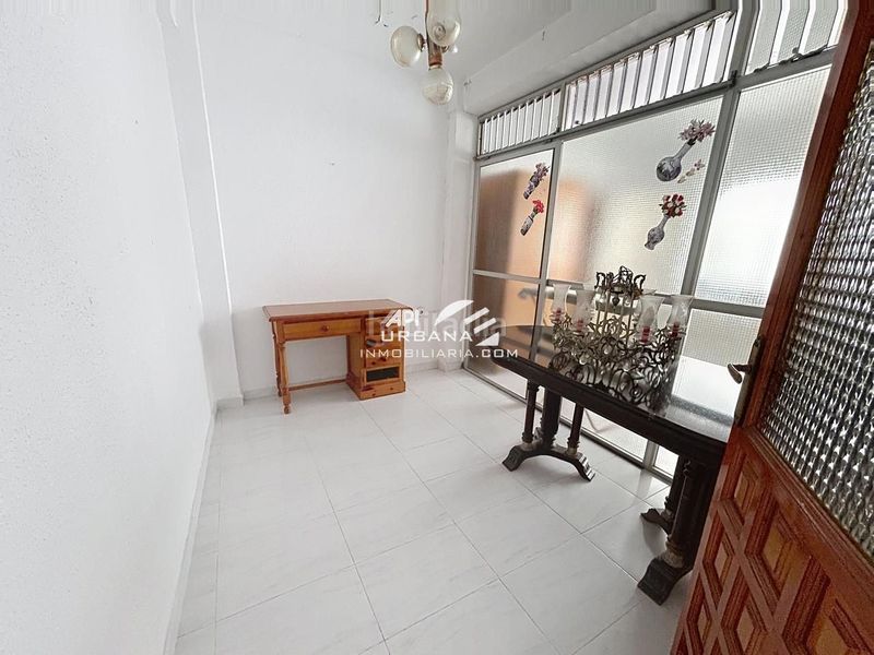 Foto f1c71678-a3e0-40b1-b023-f6b855d74b50. Pis a Centro Lucena