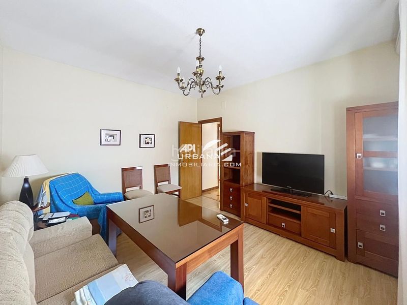 Foto a4f7ff2a-7dd4-4505-b79d-752cb58199f8. Pis a Centro Lucena