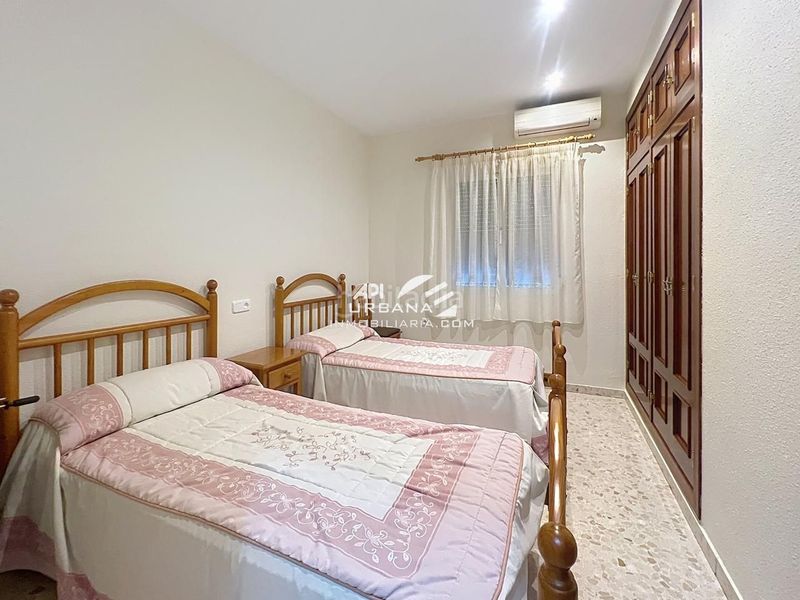 Foto 2c91b245-d554-4884-b786-d451542f2552. Casa amb piscina a San Francisco Lucena