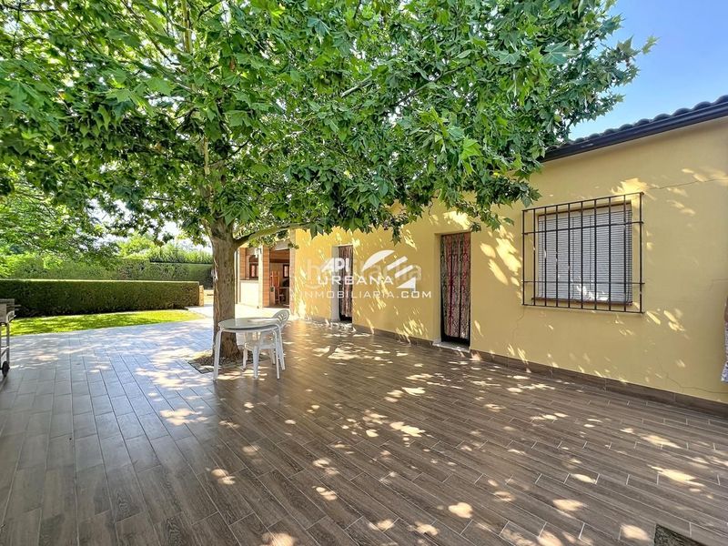 Foto ed111551-14ec-4baf-ab1a-a956f3323f52. Casa amb piscina a San Francisco Lucena