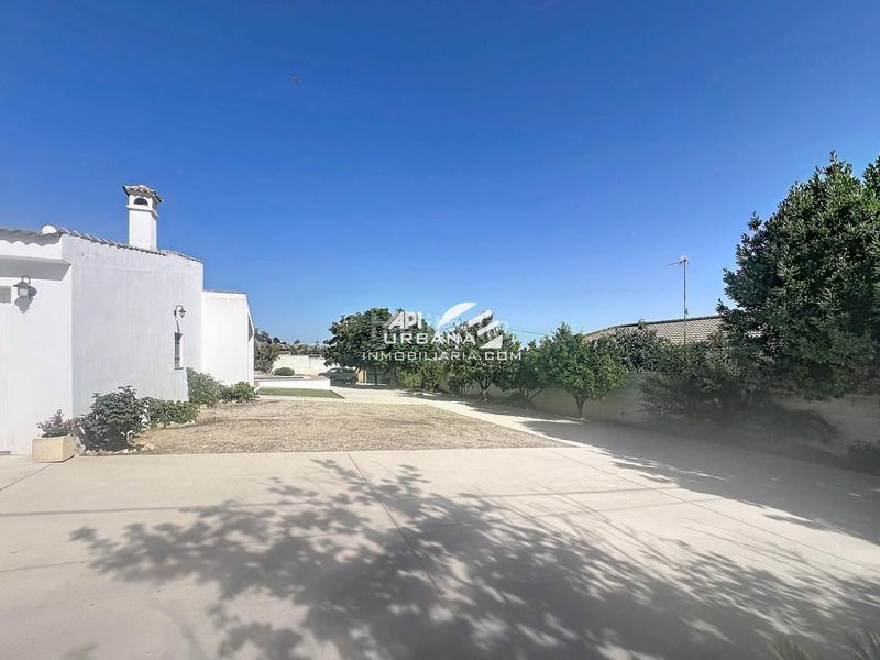 Foto 783ba0ab-f084-4a2a-bc58-90732066bdea. Casa amb piscina a Las Vegas - Campoaras Lucena