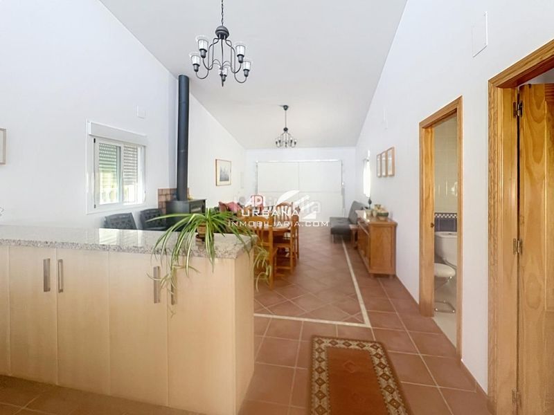 Foto acb392ee-916d-4a12-bfa8-5ff742525e05. Casa amb piscina a Las Vegas - Campoaras Lucena
