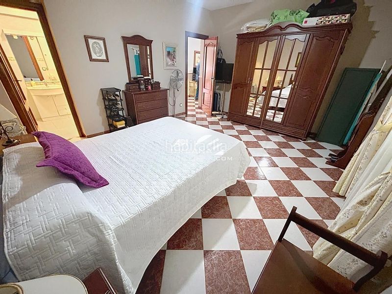 Foto 346ef1b9-aeda-41ee-8d98-4182efd2f96a. Casa a El Carmen - La Barrera Lucena
