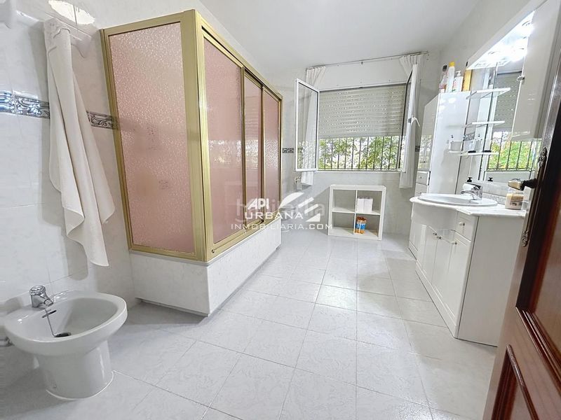 Foto 6b390dd5-3732-4d11-b3fc-9e8a00047e50. Casa a El Carmen - La Barrera Lucena