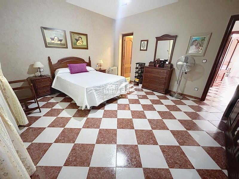 Foto 849d5775-246f-4b6a-808c-42e731879b82. Casa a El Carmen - La Barrera Lucena