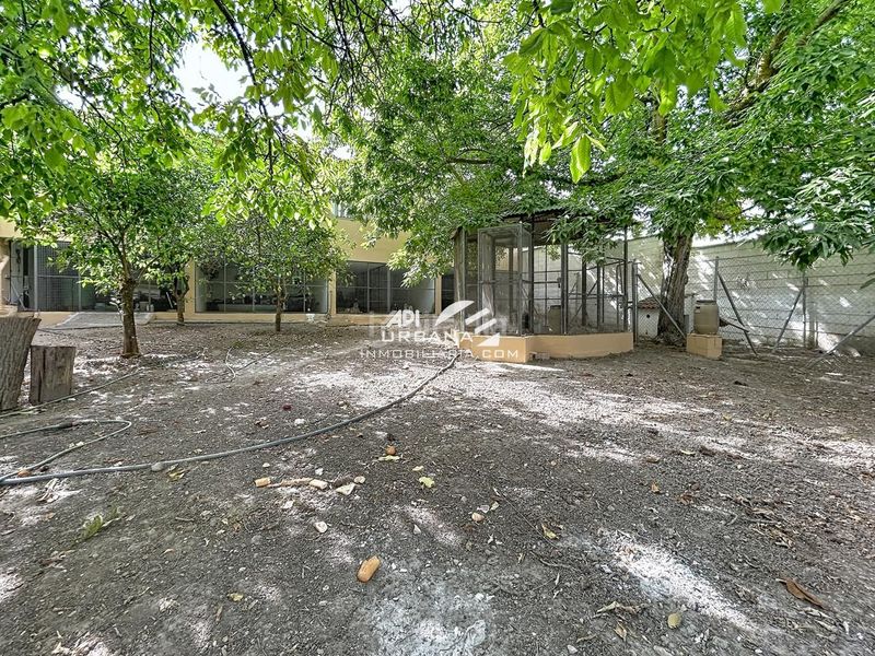 Foto c8a7f68d-d420-4efe-8ffc-d683bf6c3a51. Casa a El Carmen - La Barrera Lucena