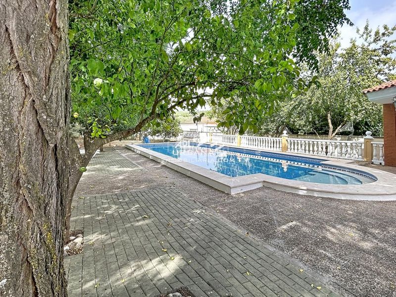 Foto e8e04715-a277-42b4-9c6f-32325d77d565. Casa a El Carmen - La Barrera Lucena