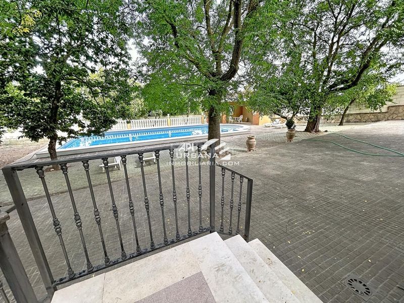 Foto f04e1708-a769-49a6-a849-64aa4b4d792d. Casa a El Carmen - La Barrera Lucena
