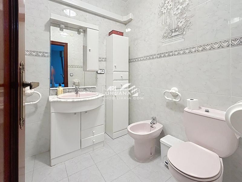 Foto f238907a-b62b-487a-844a-2abb12339df8. Casa a El Carmen - La Barrera Lucena