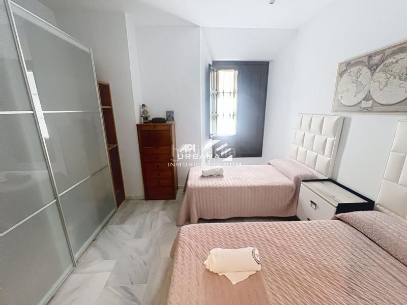 Foto 47c54a3b-6a47-4b27-82bb-925f4dd76d23. Planta baixa a Centro Lucena
