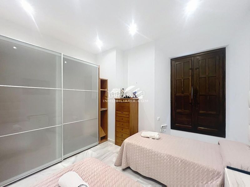 Foto eb276faa-7370-4f35-bc24-748c4cfa7799. Planta baixa a Centro Lucena