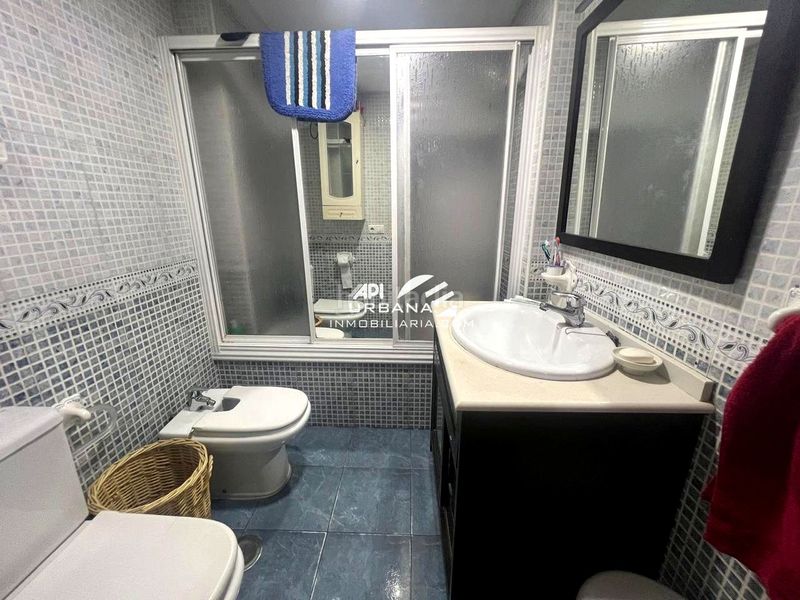 Foto 4c399908-4436-4adf-823d-7a08961bf6a9. Planta baixa a Centro Lucena