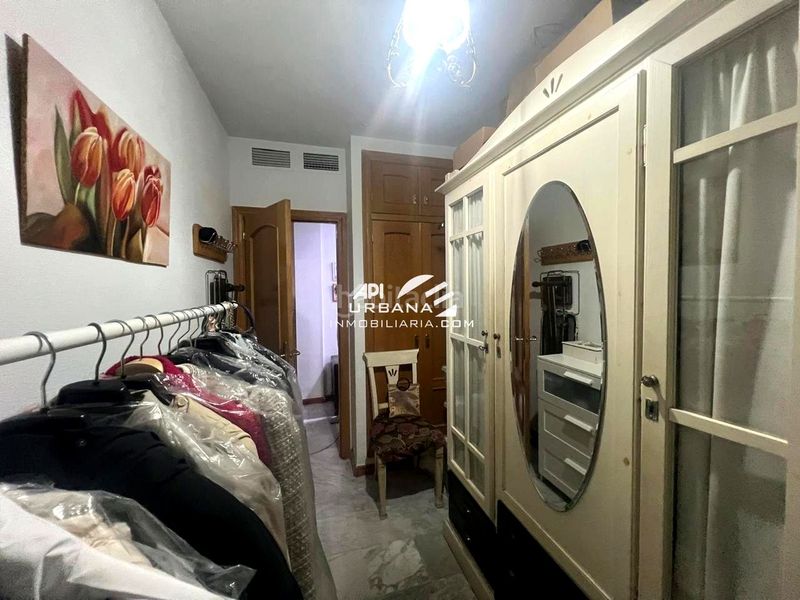 Foto 794451c5-dd5c-4611-b1f4-d80c49181970. Planta baixa a Centro Lucena
