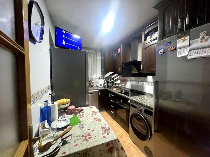 Foto bb35e6af-ad37-4f62-8a47-bfd5af4554de. Planta baixa a Centro Lucena