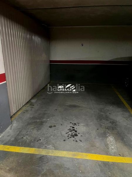 Foto 6330ed6b-5f37-42c2-8891-2ede0635727e. Aparcament cotxe a Centro Lucena