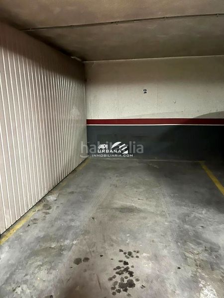 Foto b80950f2-da6d-45ef-a4a2-93d6e4977d6f. Aparcament cotxe a Centro Lucena