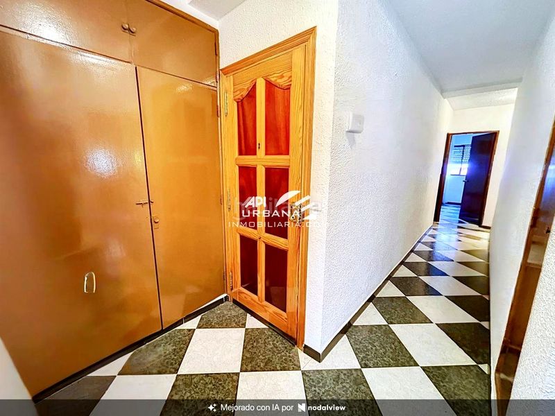 Foto 1b3b882b-a12b-4e1b-9e68-da3e4293753d. Pis a Poleares Lucena