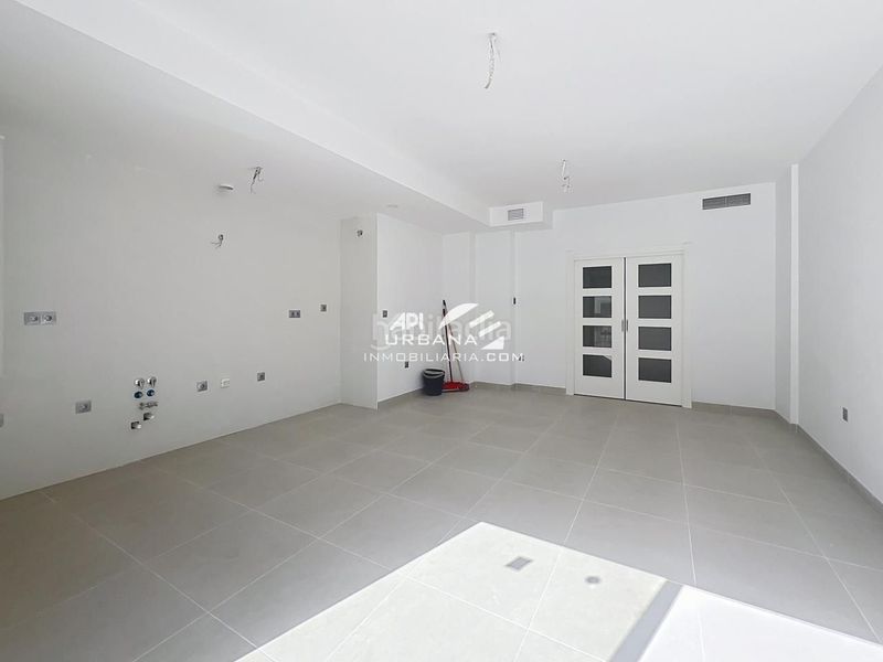Foto 5c3ce978-c264-43d0-818c-278fa2defce8. Pis a Centro Lucena