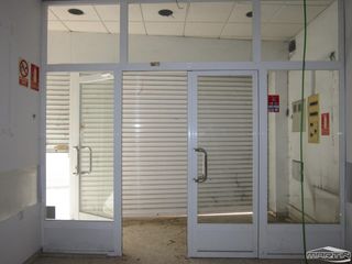 Locale commerciale in Calle aguilar 14