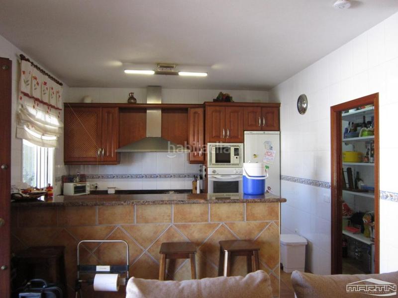 Foto 90dfb156-4edc-46d2-a700-27cd7e643056. Haus mit pool in Poleares Lucena