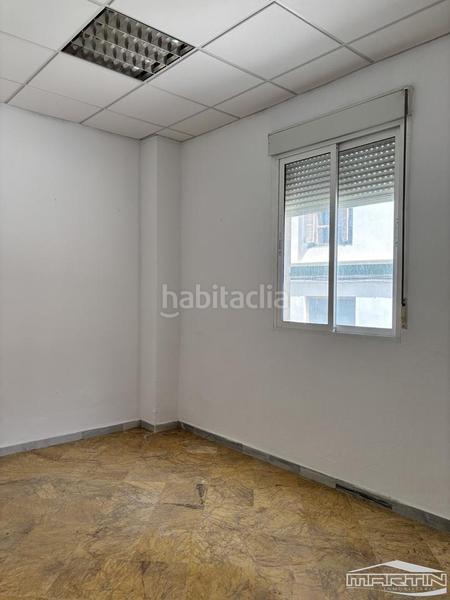 Foto fb82eeb8-d68c-4ccb-89d4-98474c165e18. Business premise in alfonso de castro 45 in Rute