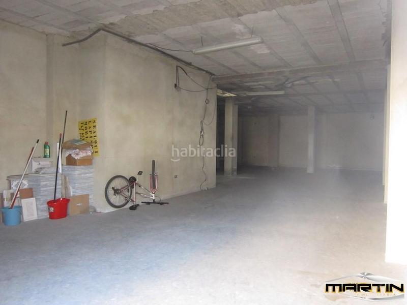 Foto f8c8e4cb-bbdd-4d1b-8dc4-34172224a101. Locale commerciale in El Valle Lucena