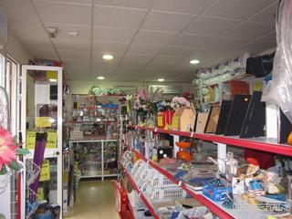 Locale commerciale in El Valle