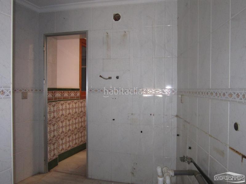 Foto c4f6470b-e8a4-4524-9bd8-f4a0d697c60c. Piso en poetas hermanos machado 28 en Fernán - Núñez