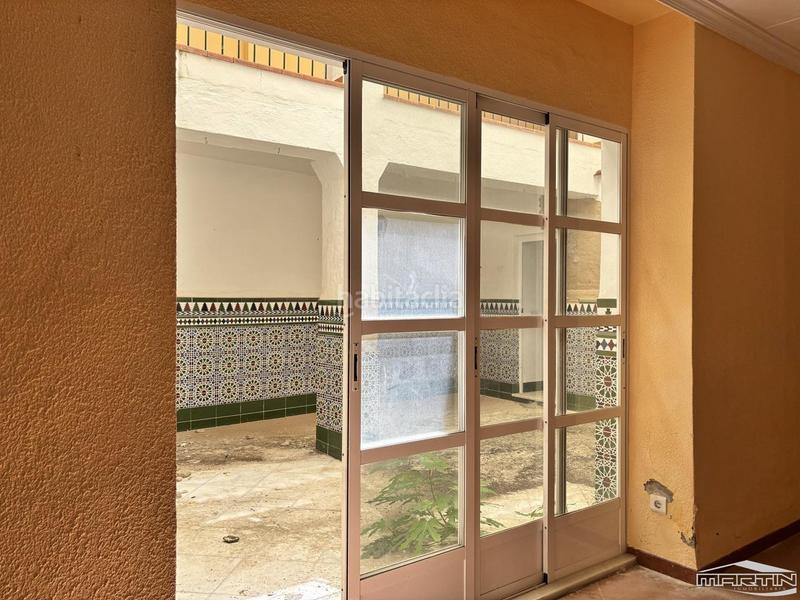 Foto af7ef4f5-5e8d-4cdd-aded-7d249f189a63. Casa en antonio baena 16 en Puente Genil