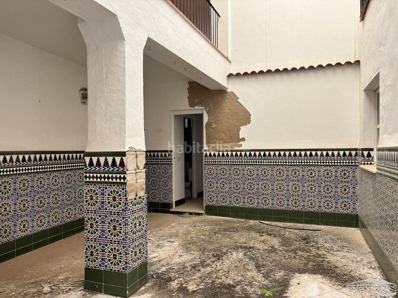 Foto 5e9caa89-2237-41e1-8f6e-1792cab61b34. Casa en calle antonio baena 16 en Puente Genil