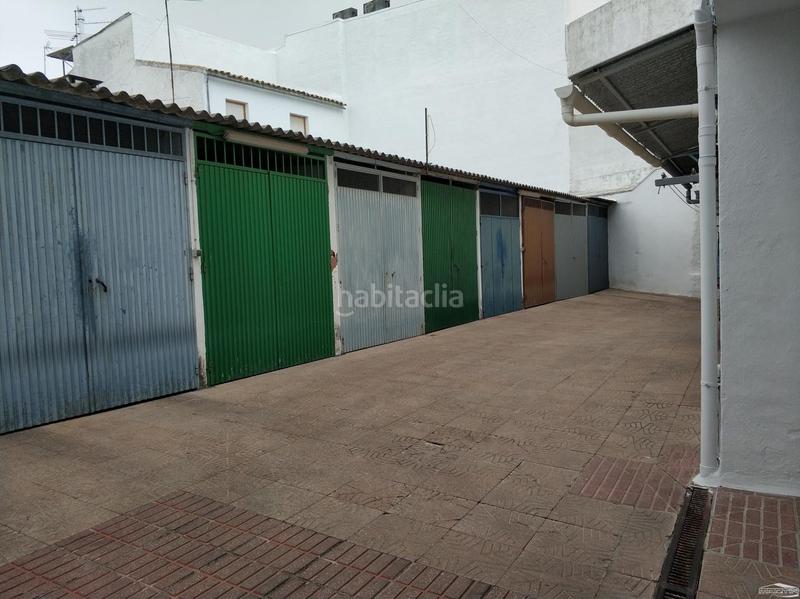 Foto e94c3f80-9e01-447a-9b1d-964abb24c4ef. Aparcament cotxe a Centro Lucena