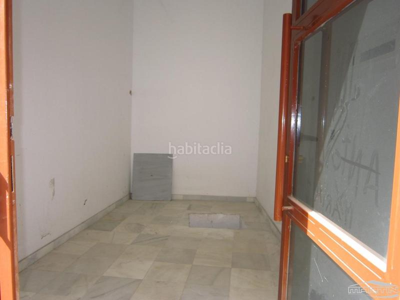 Foto a3949931-6c49-4edd-a6d5-6a469cf3cf9b. Business premise in álamos 31 in Las Tinajerías - Juderías Lucena