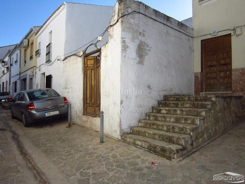 Foto b6ee2b89-b090-4ef1-b18c-fa9984ade1e7. Terreno residencial en enrique de las morenas 45 en Baena