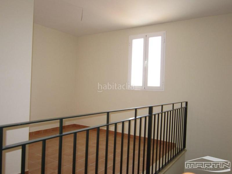 Foto d75aa729-31a3-4829-875f-e532ef4f3ea6. Zweistöckige wohnung in Centro Lucena
