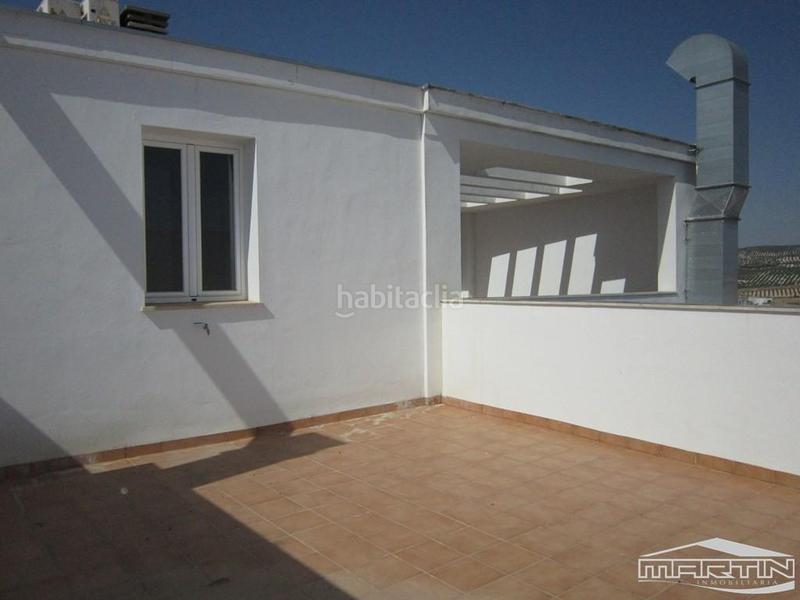 Foto e2bea140-2a6b-4dd7-a157-a1dccfaf23ea. Zweistöckige wohnung in Centro Lucena