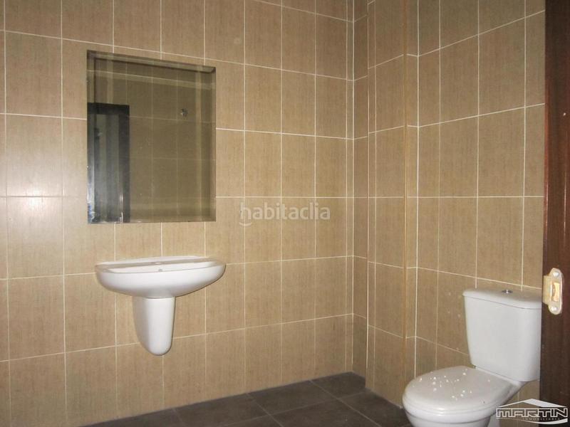 Foto 1bd60994-d343-4c5c-92e4-5e1b3a5fc808. Édifice dans rute 34 dans Luque