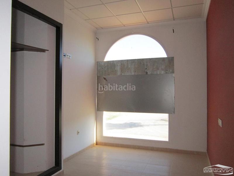 Foto 146f4e46-7f04-4937-82e9-1d91d4873faa. Edificio en rute 34 en Luque