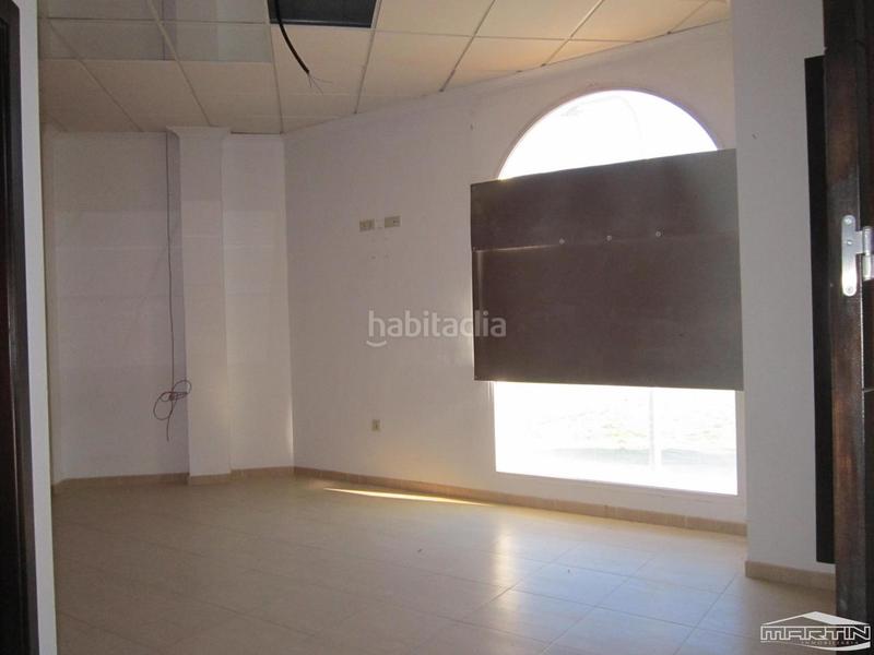 Foto 41544955-2f34-4b3b-937b-89f042b31058. Edificio en rute 34 en Luque