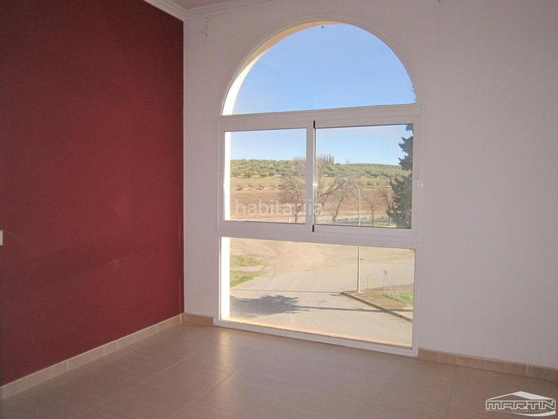 Foto 70ab5ce6-b9fa-4e88-939f-01f24a33f410. Edificio en rute 34 en Luque