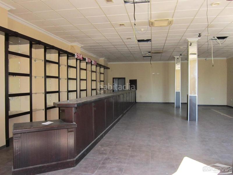 Foto b9feb532-d0fb-4785-9830-1195a1a7f0b7. Edificio en rute 34 en Luque