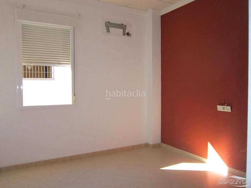 Foto d612a464-6403-453a-98b2-61db84ad41ef. Edifici a rute 34 a Luque